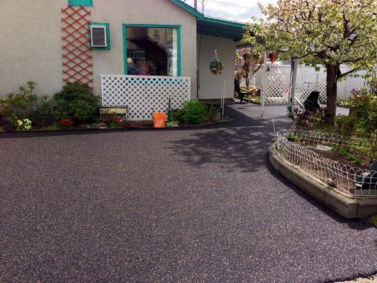 rubber-asphalt-driveway